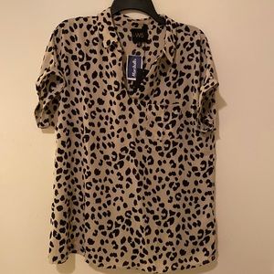 W5 leopard print short sleeved top XL